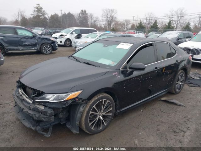 Photo 1 VIN: JTNB11HK3J3016450 - TOYOTA CAMRY 