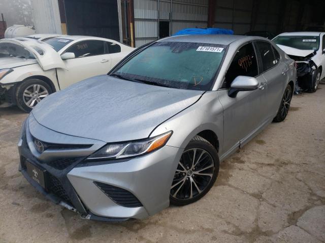 Photo 1 VIN: JTNB11HK3J3025715 - TOYOTA CAMRY L 