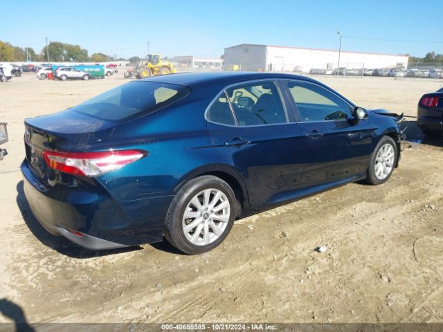 Photo 3 VIN: JTNB11HK3J3033068 - TOYOTA CAMRY 