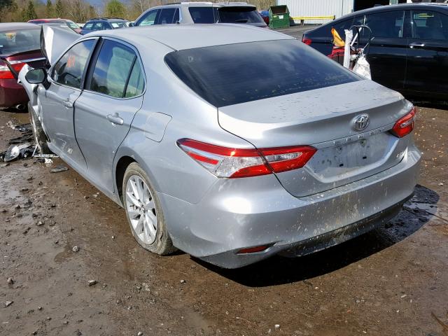 Photo 2 VIN: JTNB11HK4J3018000 - TOYOTA CAMRY L 