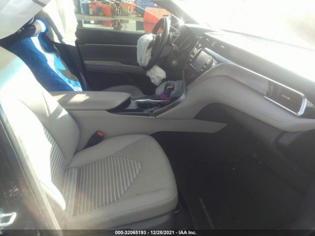 Photo 4 VIN: JTNB11HK4J3070842 - TOYOTA CAMRY 