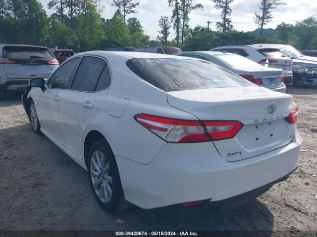 Photo 2 VIN: JTNB11HK5J3007989 - TOYOTA CAMRY 