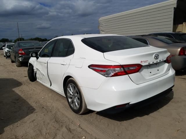 Photo 2 VIN: JTNB11HK5J3010875 - TOYOTA CAMRY L 