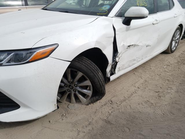 Photo 8 VIN: JTNB11HK5J3010875 - TOYOTA CAMRY L 