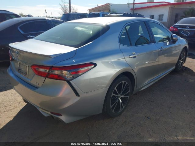 Photo 3 VIN: JTNB11HK5J3015798 - TOYOTA CAMRY 