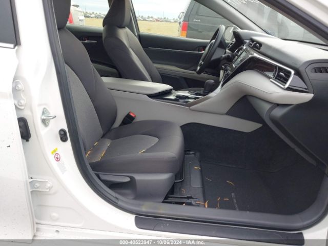 Photo 4 VIN: JTNB11HK5J3034044 - TOYOTA CAMRY 