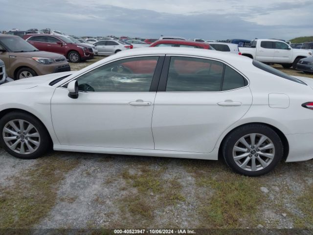 Photo 5 VIN: JTNB11HK5J3034044 - TOYOTA CAMRY 