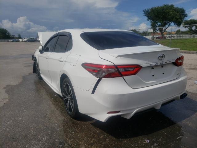 Photo 2 VIN: JTNB11HK5J3035260 - TOYOTA CAMRY L 