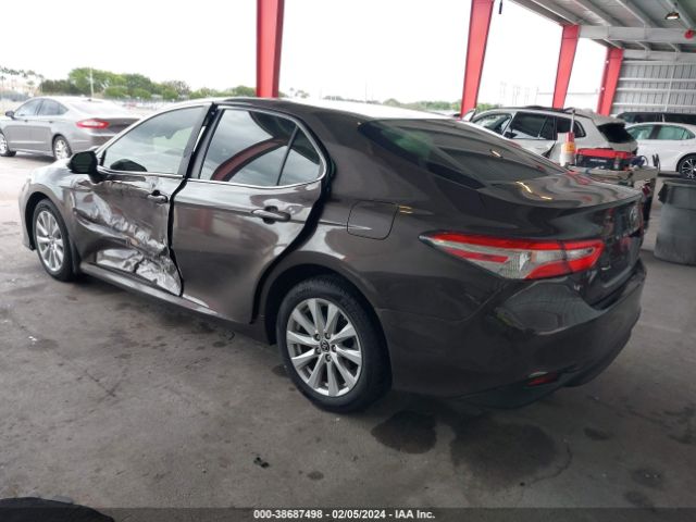 Photo 2 VIN: JTNB11HK5J3044475 - TOYOTA CAMRY 