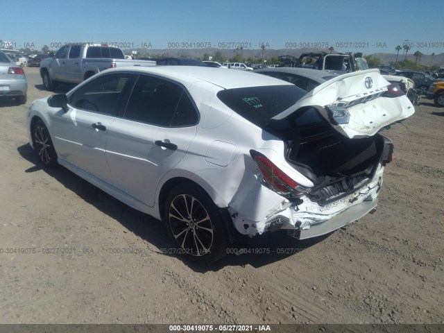 Photo 2 VIN: JTNB11HK5J3049756 - TOYOTA CAMRY 