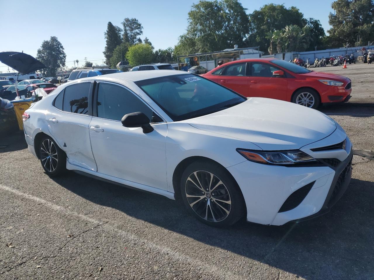 Photo 3 VIN: JTNB11HK5J3073586 - TOYOTA CAMRY 