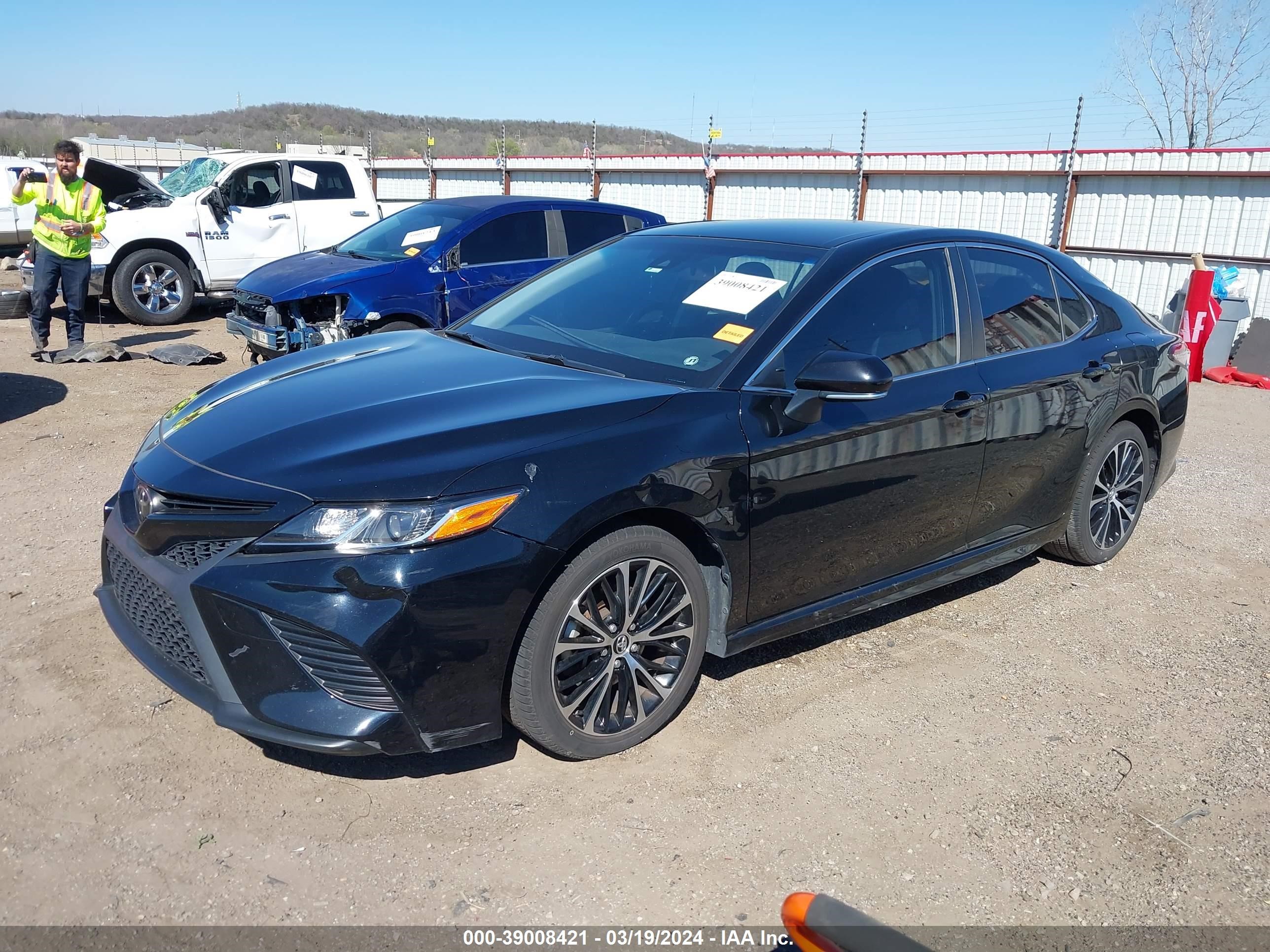 Photo 1 VIN: JTNB11HK6J3007967 - TOYOTA CAMRY 