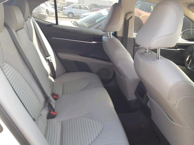 Photo 5 VIN: JTNB11HK6J3009265 - TOYOTA CAMRY L 