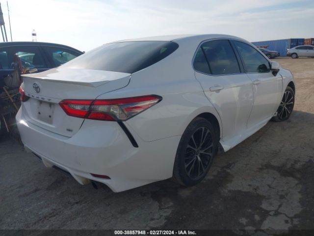 Photo 3 VIN: JTNB11HK6J3010366 - TOYOTA CAMRY 