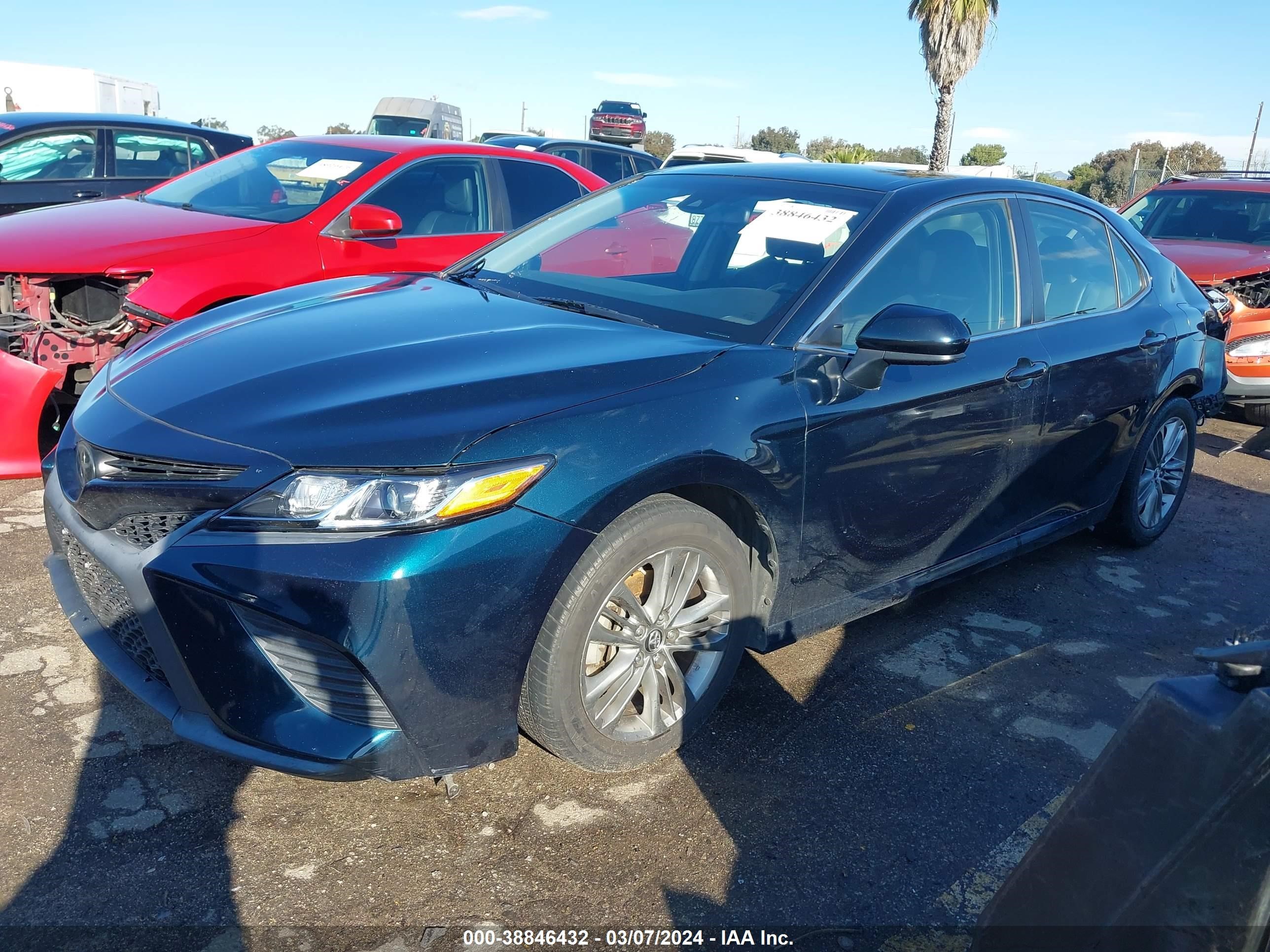 Photo 1 VIN: JTNB11HK6J3017544 - TOYOTA CAMRY 