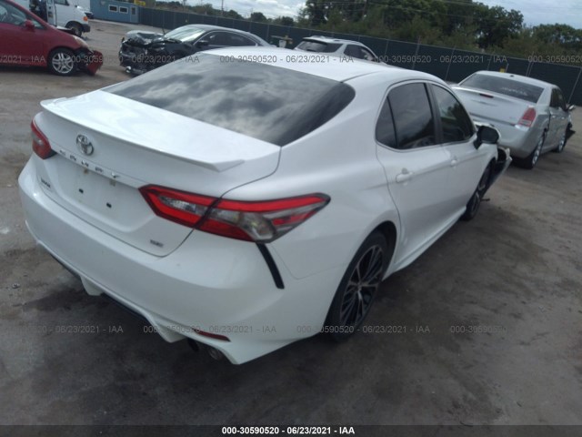 Photo 3 VIN: JTNB11HK6J3018449 - TOYOTA CAMRY 