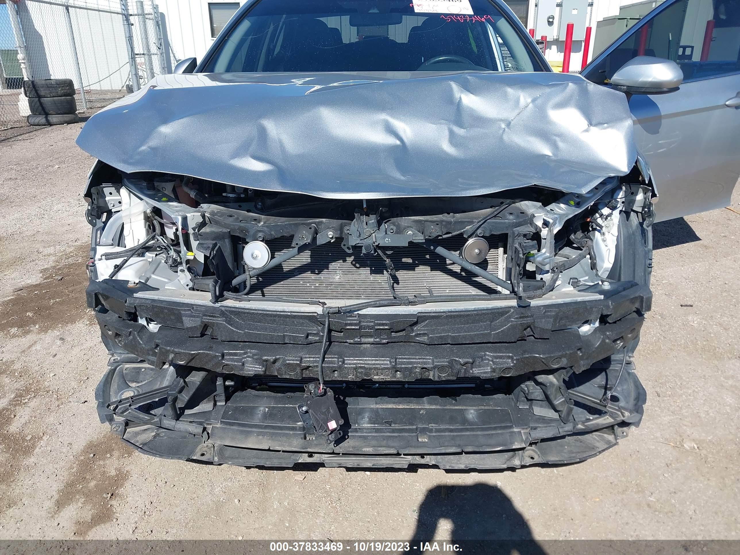 Photo 5 VIN: JTNB11HK6J3021481 - TOYOTA CAMRY 