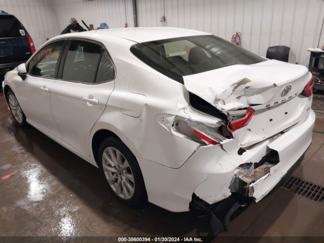 Photo 5 VIN: JTNB11HK6J3024039 - TOYOTA CAMRY 