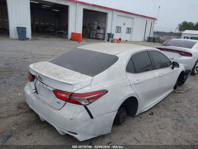 Photo 3 VIN: JTNB11HK6J3024929 - TOYOTA CAMRY 