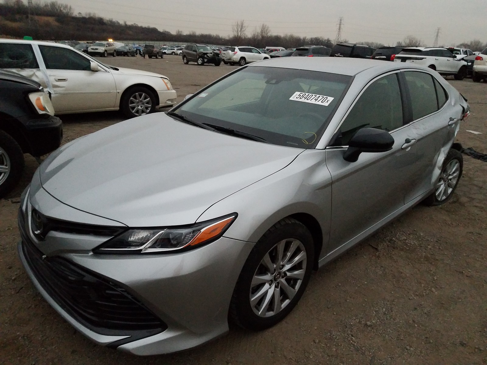 Photo 1 VIN: JTNB11HK6J3026468 - TOYOTA CAMRY L 