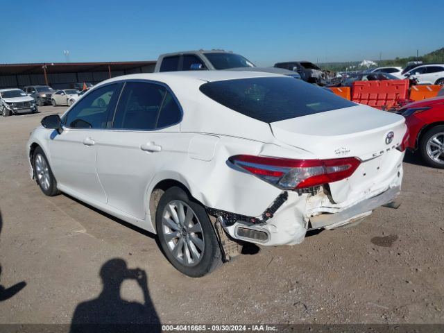 Photo 2 VIN: JTNB11HK6J3027667 - TOYOTA CAMRY 