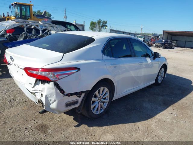 Photo 3 VIN: JTNB11HK6J3027667 - TOYOTA CAMRY 