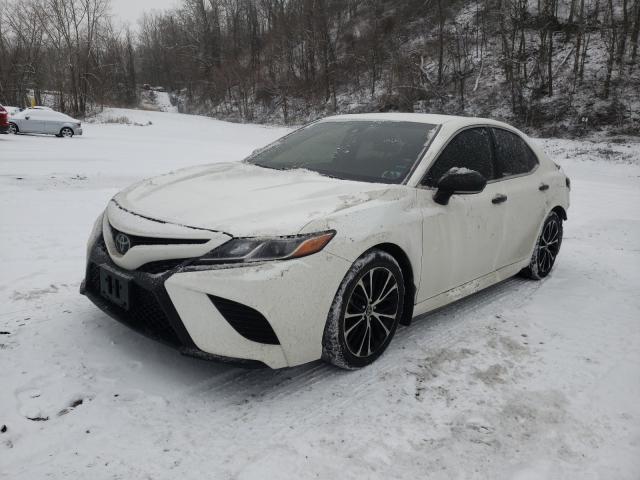 Photo 1 VIN: JTNB11HK6J3030441 - TOYOTA CAMRY L 