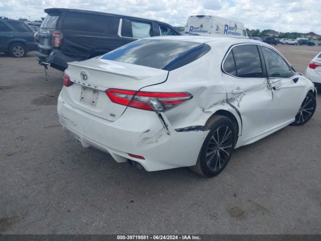 Photo 3 VIN: JTNB11HK6J3031380 - TOYOTA CAMRY 