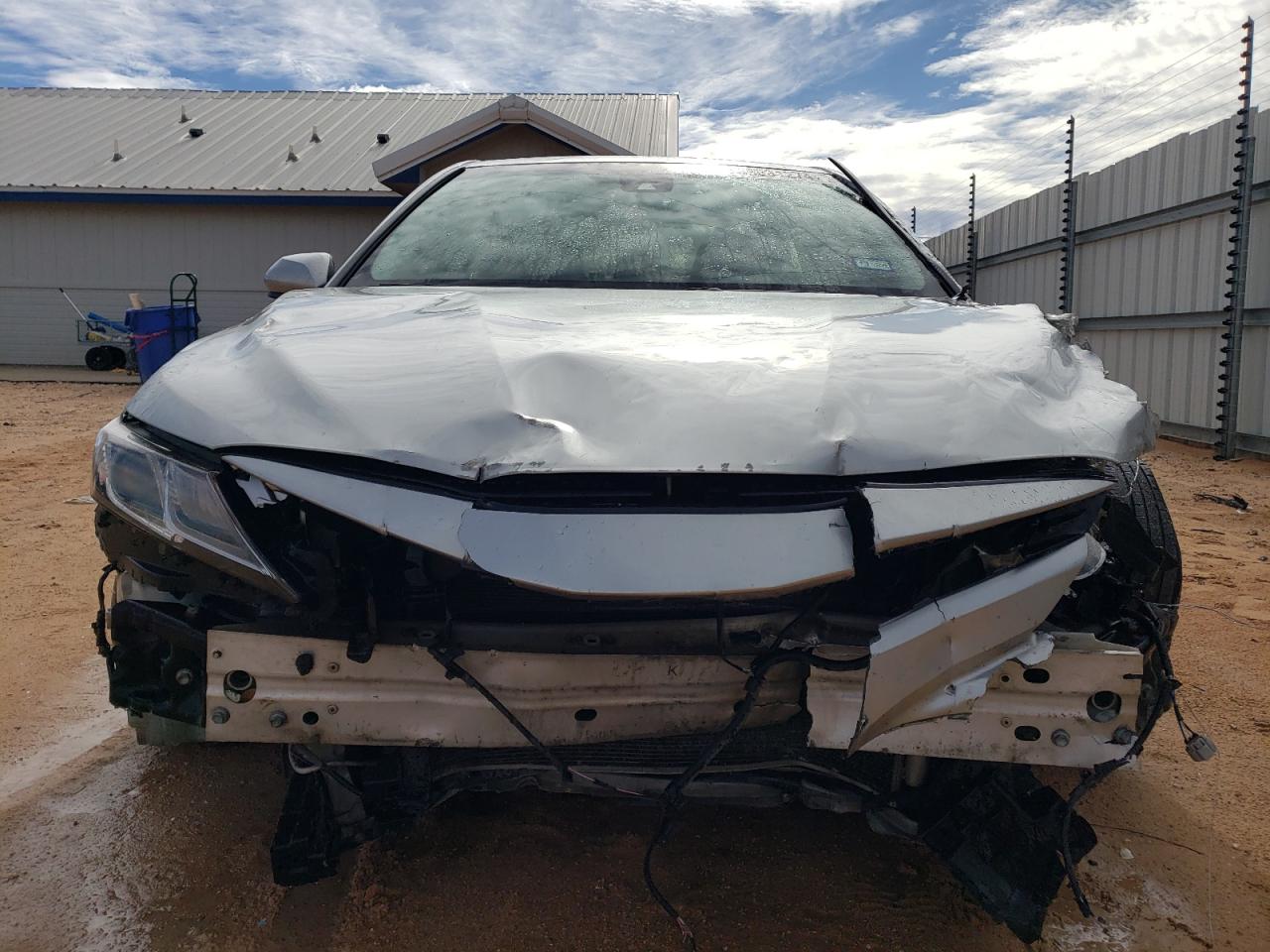 Photo 4 VIN: JTNB11HK6J3034568 - TOYOTA CAMRY 