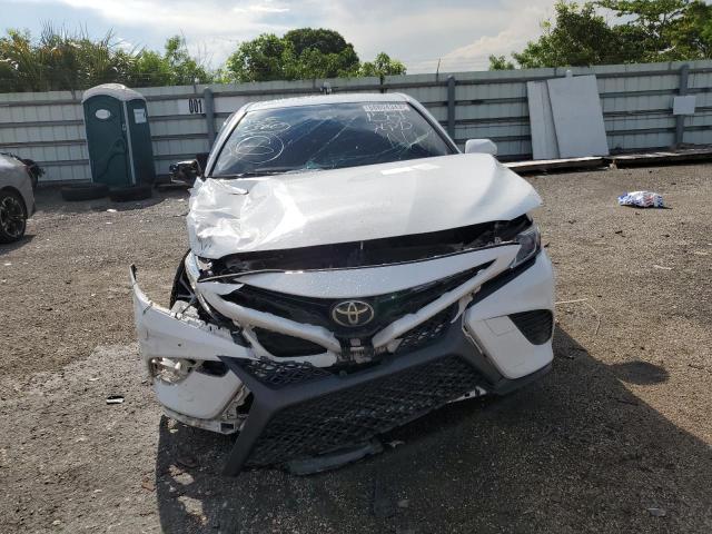 Photo 4 VIN: JTNB11HK6J3051581 - TOYOTA CAMRY L 