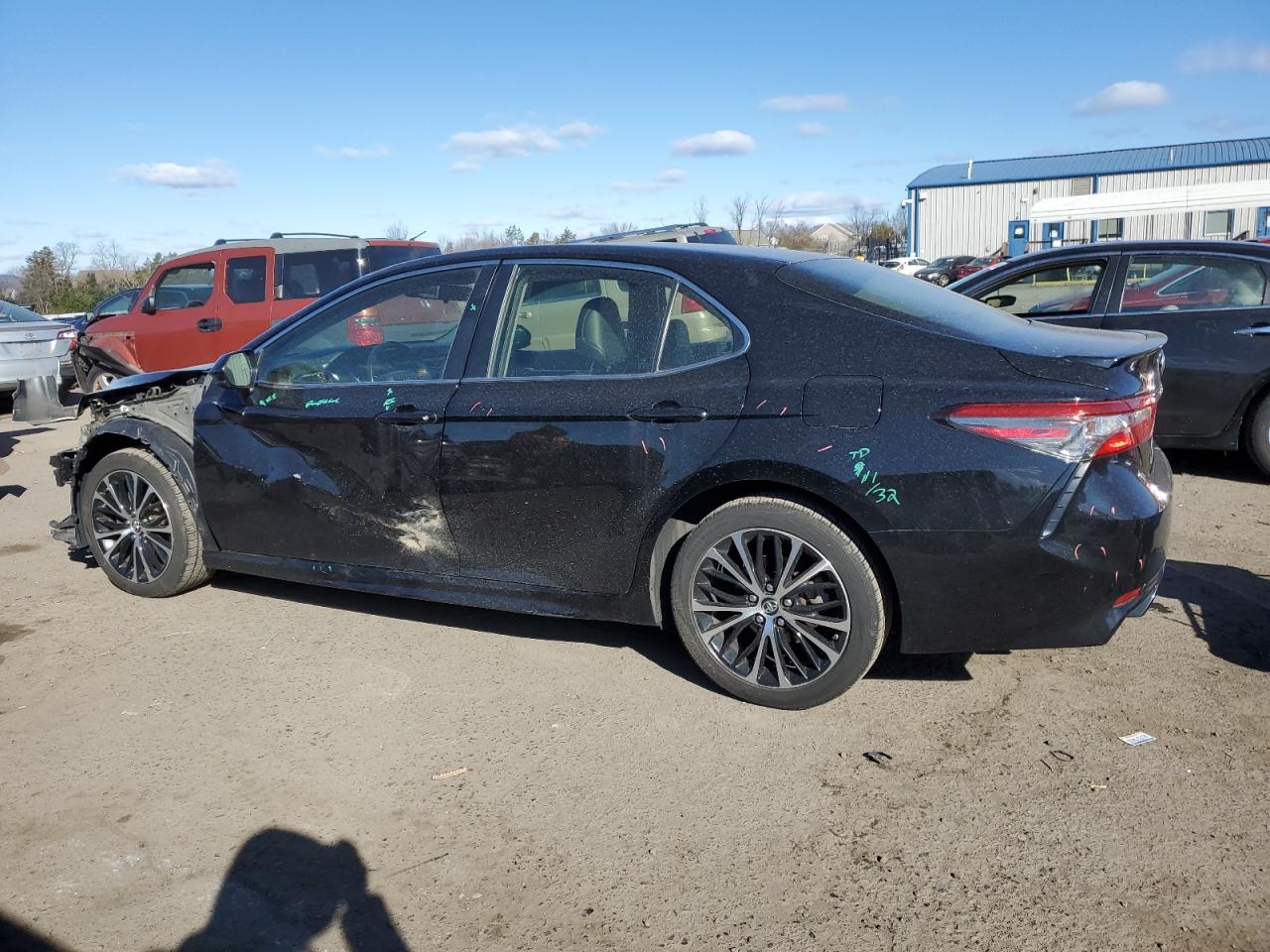 Photo 1 VIN: JTNB11HK7J3006827 - TOYOTA CAMRY 