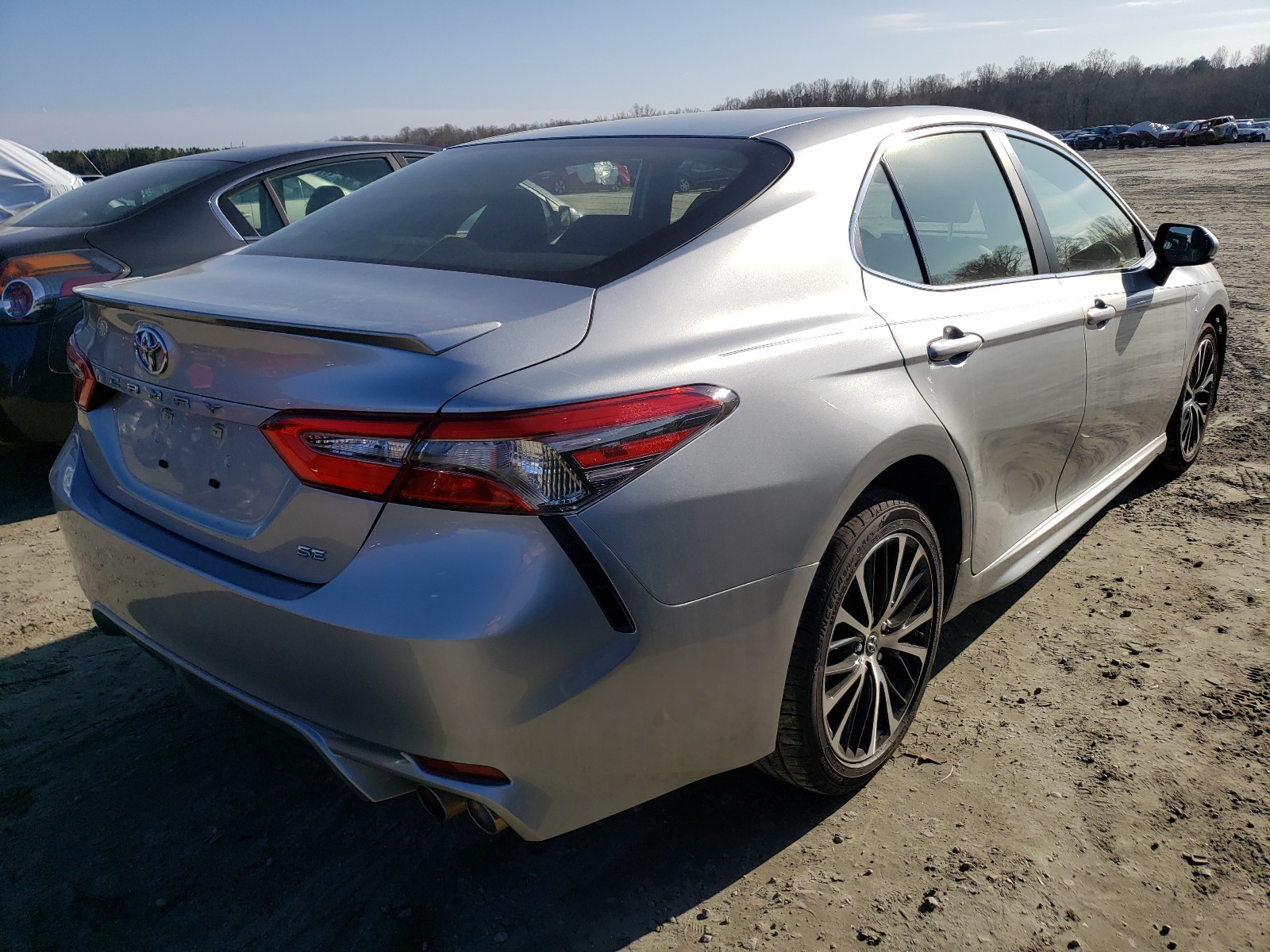 Photo 3 VIN: JTNB11HK7J3016225 - TOYOTA CAMRY L 