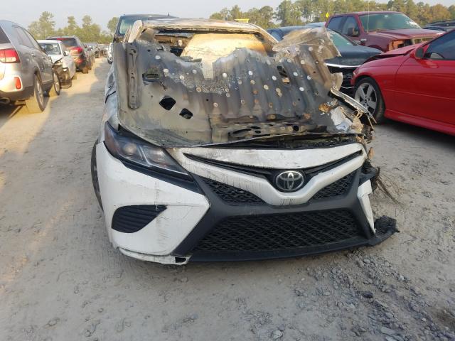 Photo 9 VIN: JTNB11HK7J3027354 - TOYOTA CAMRY L 