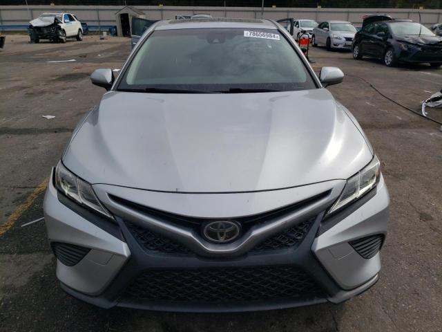 Photo 4 VIN: JTNB11HK7J3031940 - TOYOTA CAMRY L 