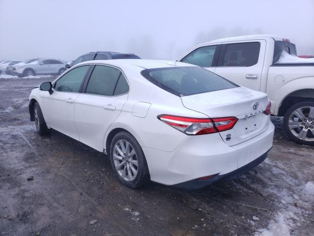 Photo 2 VIN: JTNB11HK8J3000695 - TOYOTA CAMRY L 