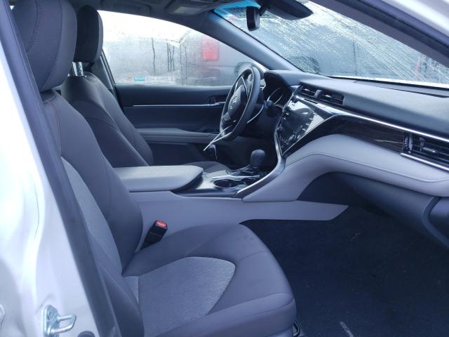 Photo 4 VIN: JTNB11HK8J3000695 - TOYOTA CAMRY L 