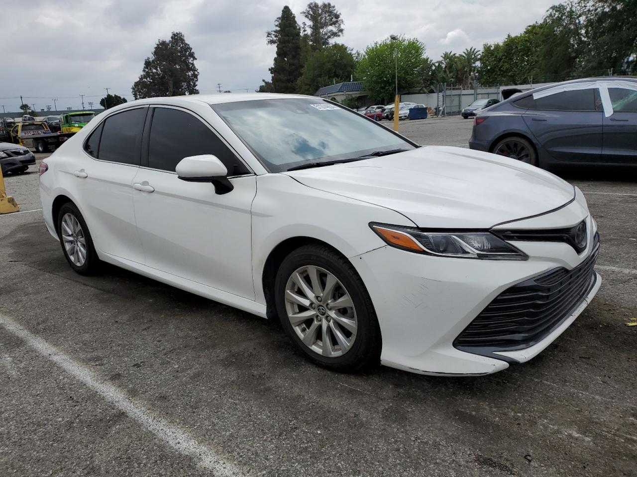 Photo 3 VIN: JTNB11HK8J3009641 - TOYOTA CAMRY 