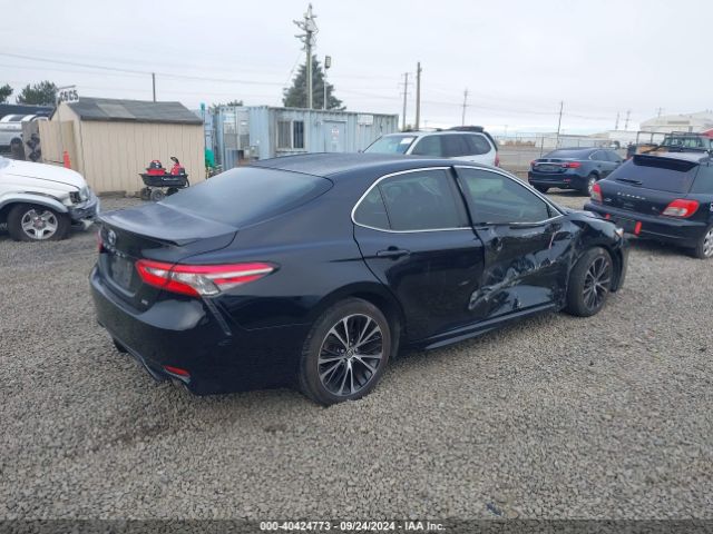 Photo 3 VIN: JTNB11HK8J3017223 - TOYOTA CAMRY 