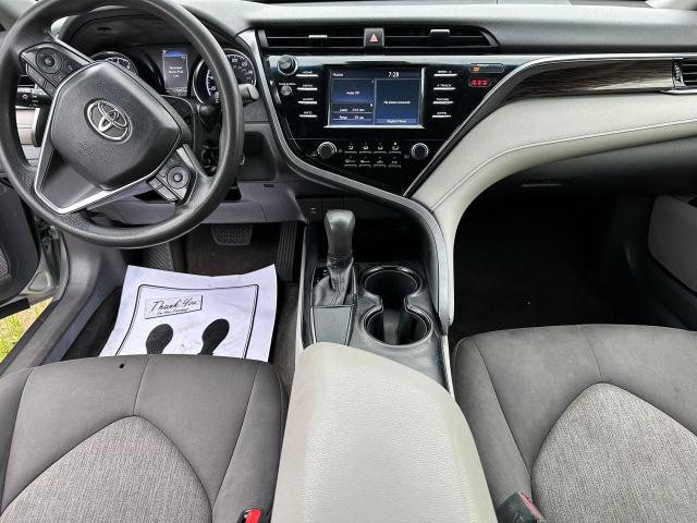 Photo 8 VIN: JTNB11HK8J3024785 - TOYOTA CAMRY L 