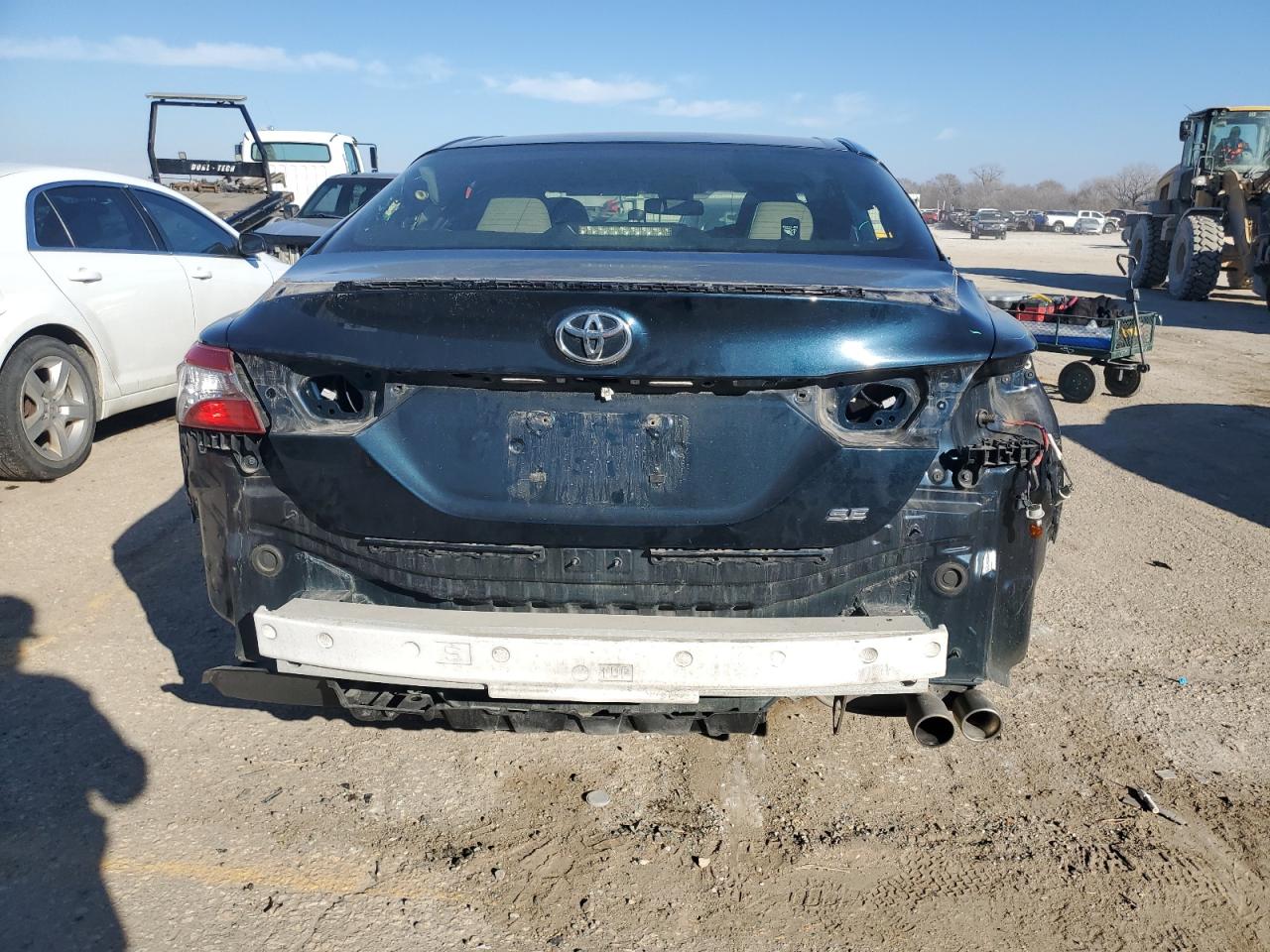 Photo 5 VIN: JTNB11HK8J3033762 - TOYOTA CAMRY 