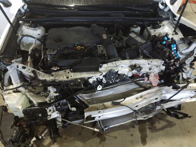 Photo 6 VIN: JTNB11HK8J3068303 - TOYOTA CAMRY L 