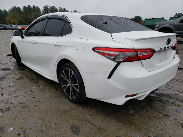 Photo 2 VIN: JTNB11HK9J3000334 - TOYOTA CAMRY L 