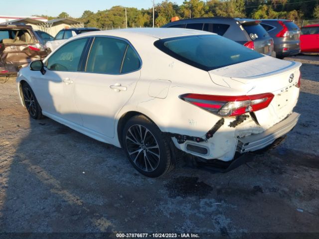 Photo 2 VIN: JTNB11HK9J3020275 - TOYOTA CAMRY 