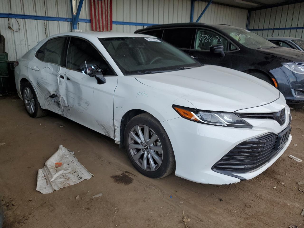 Photo 3 VIN: JTNB11HK9J3029851 - TOYOTA CAMRY 