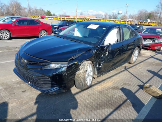 Photo 1 VIN: JTNB11HK9J3032183 - TOYOTA CAMRY 