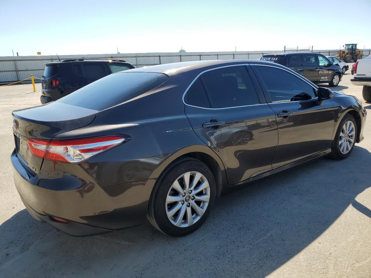 Photo 2 VIN: JTNB11HK9J3039120 - TOYOTA CAMRY 