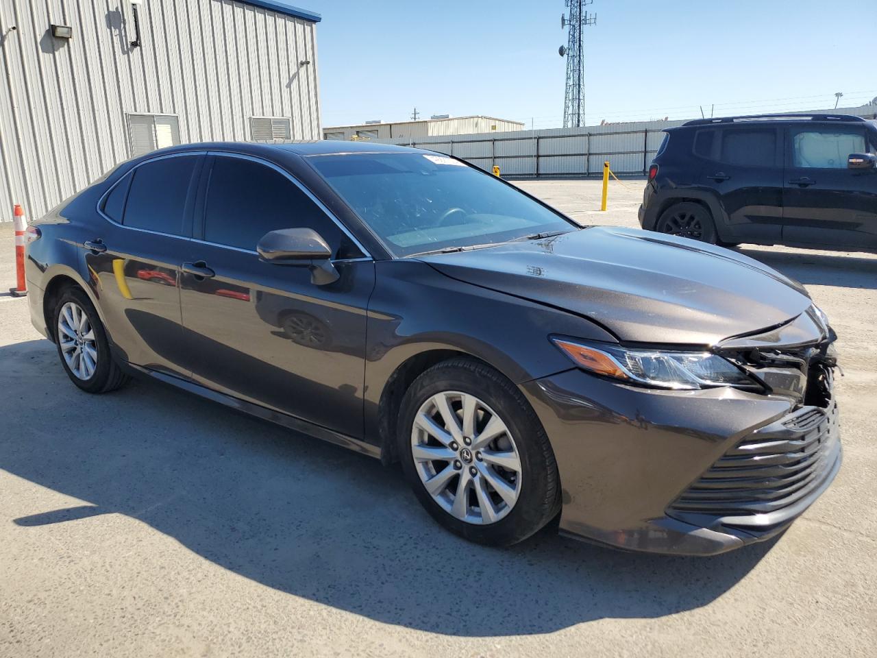 Photo 3 VIN: JTNB11HK9J3039120 - TOYOTA CAMRY 