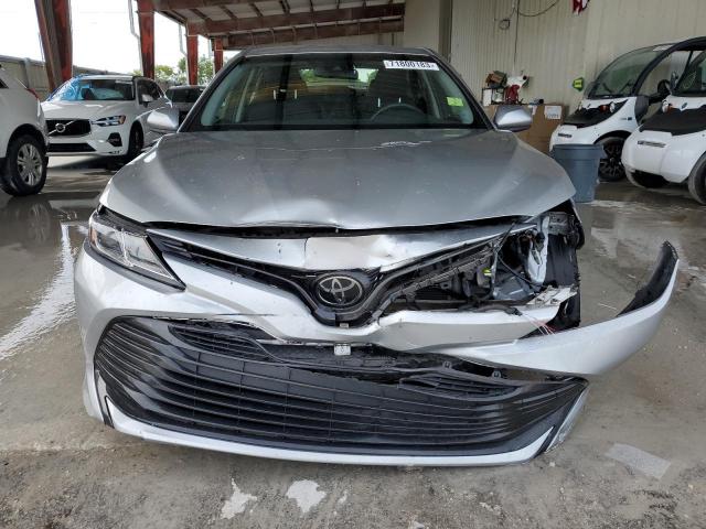 Photo 4 VIN: JTNB11HK9J3044964 - TOYOTA CAMRY 