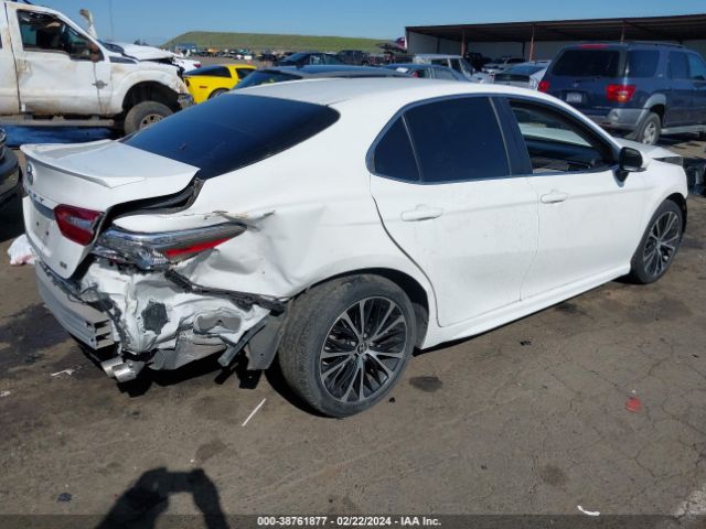 Photo 3 VIN: JTNB11HK9J3060257 - TOYOTA CAMRY 