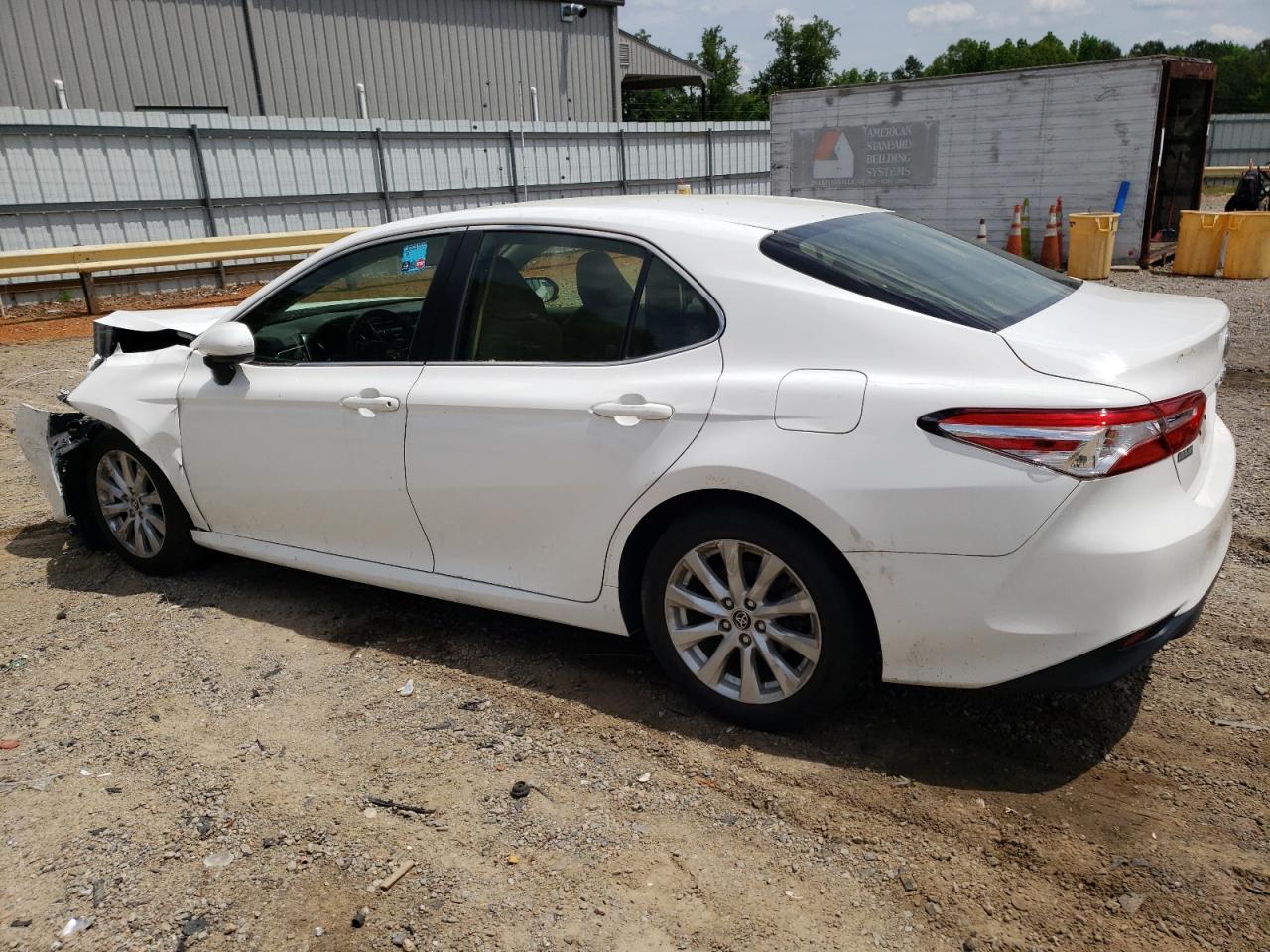 Photo 1 VIN: JTNB11HKXJ3010662 - TOYOTA CAMRY 